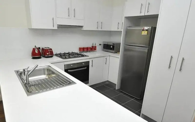 Glebe Furnished Apartments 3 Glebe Point Road