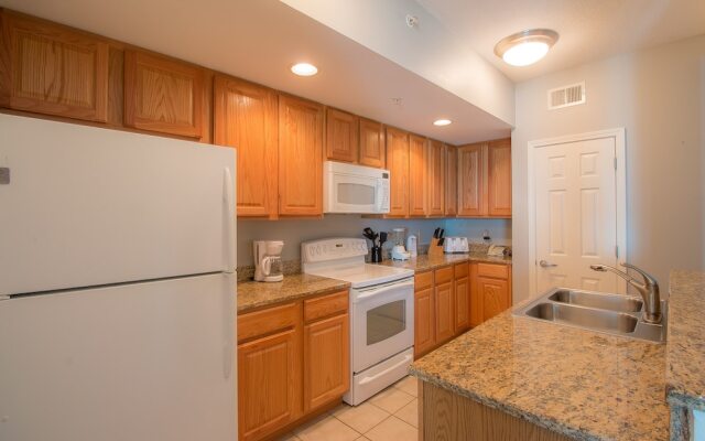 Legacy Towers-Legacy II 604