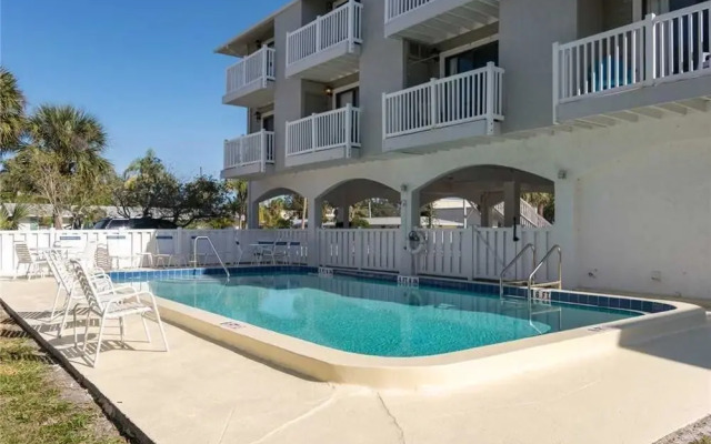 Fountain Head Condo 3