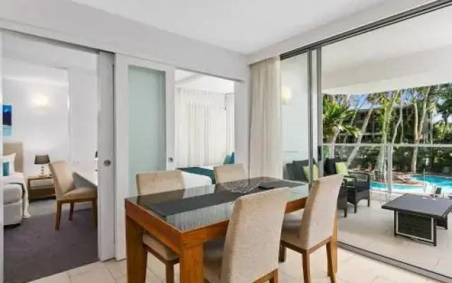 Palm Cove Beach Apartment