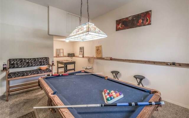 Bear Cat Crossing - Three Bedroom Cabin