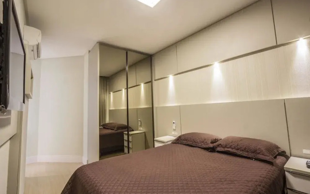 Fabulosa Cobertura com Jacuzzi - Condomínio com Piscina - Boulevard Bombinhas