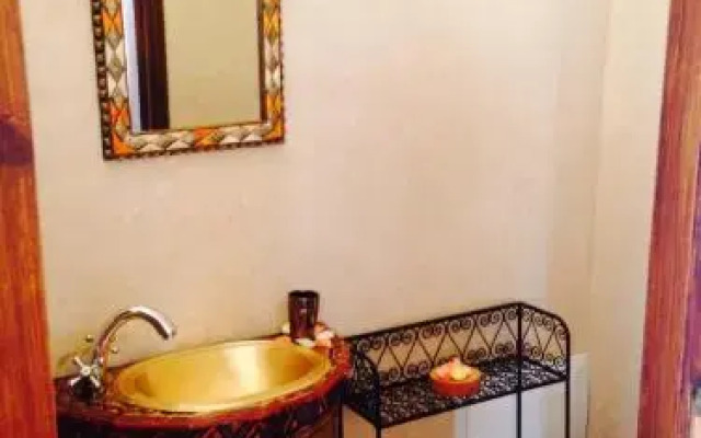 Riad Bjoujna 2