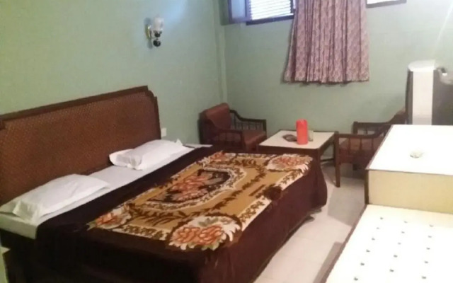 Hotel Charlene