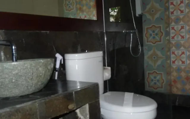 Bunga Ayu Bungalows & Restaurant
