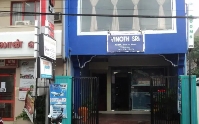 Vinoth Sri Hotel