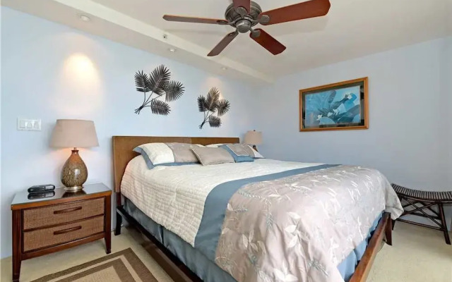 Valley Isle #1203 2 Bedroom Condo by RedAwning