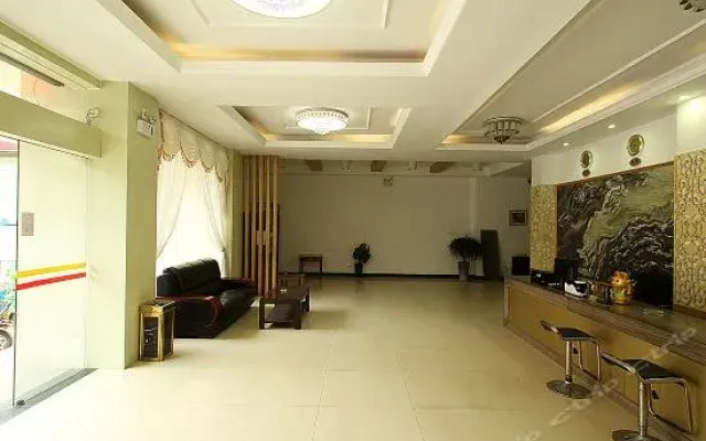 Penglai Business Hotel