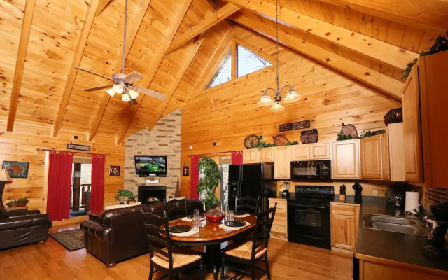 Sweet Surrender 1 Br cabin by RedAwning