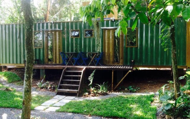 Pousada Aldeia Container