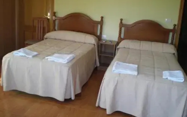 Hostal Catro Ventos