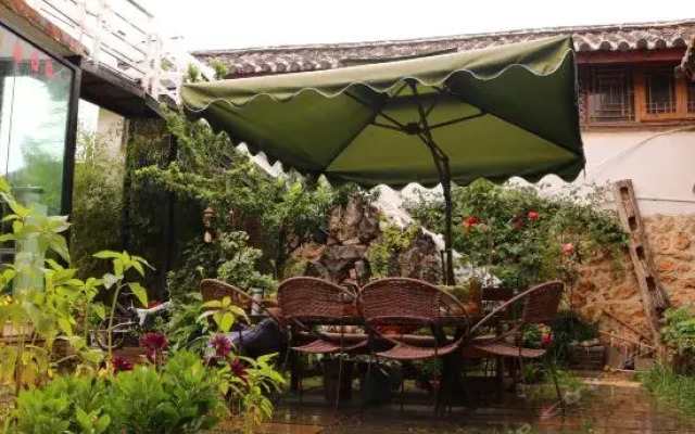 Zhaomuju Scenic Inn