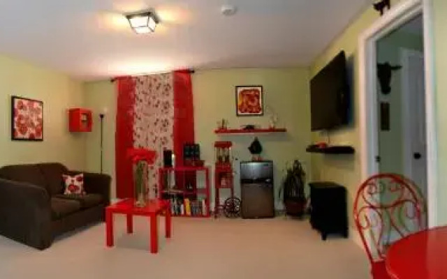 Yellow Door Bed and Breakfast