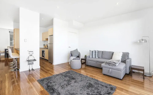 Roomerang at Montague Tower