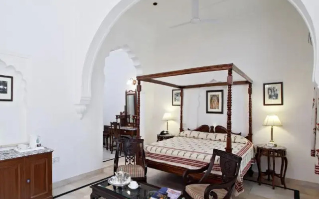 Laxmi Niwas Palace