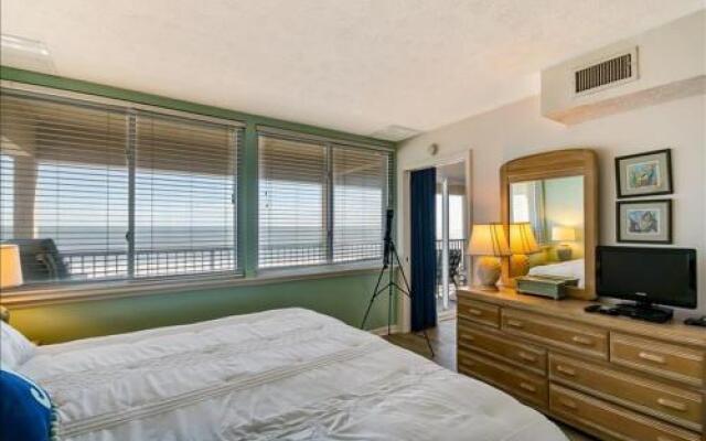 Coral Sands Beautiful Condominium by RedAwning