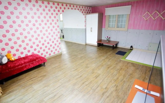 Taean Nereha Pension