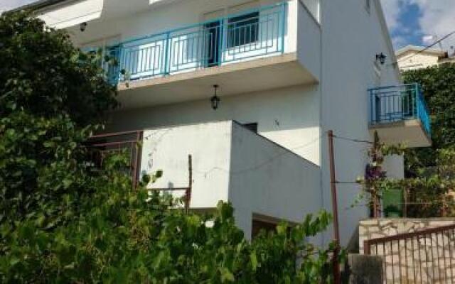 Apartments Mira Trogir