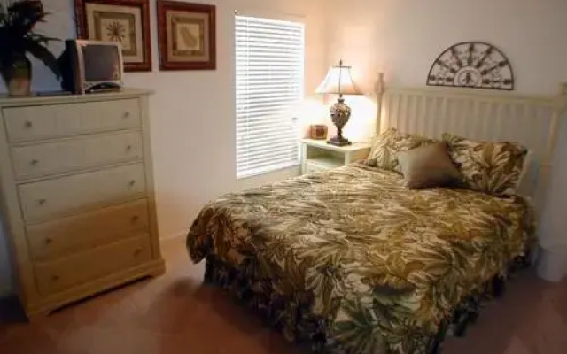 Basnett Villa 7795