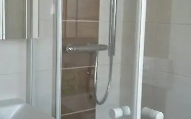 Gästehaus am Badepark - Ferienwohnung Rauschberg