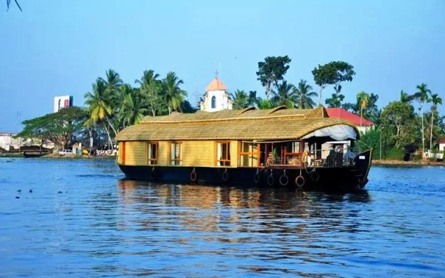 Elisha Houseboats