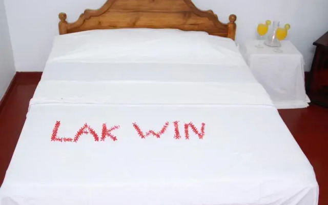 Lak Win Holiday Resort