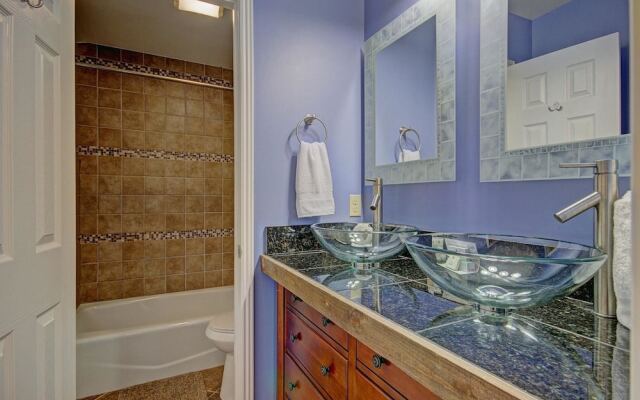 Spruce Creek Lodge By Redawning