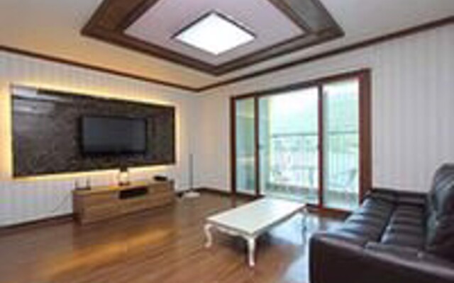 Tongyeong Sea Star Pension