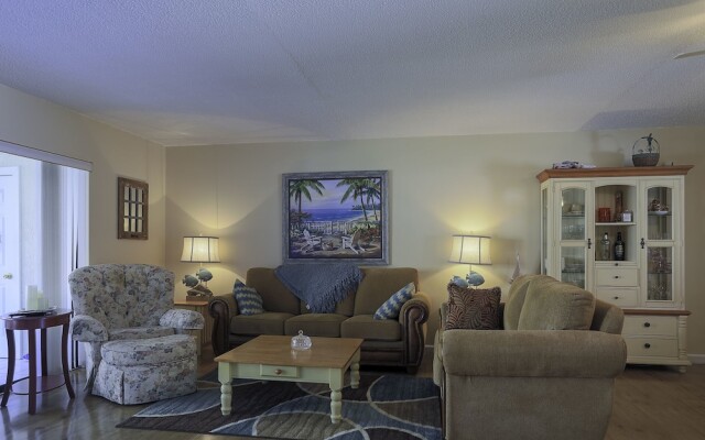 West Bradenton 24 - 2 Br Condo