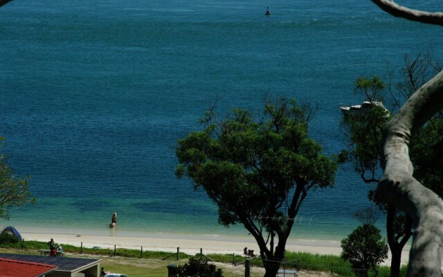 Beach Haven, 80A Government Road