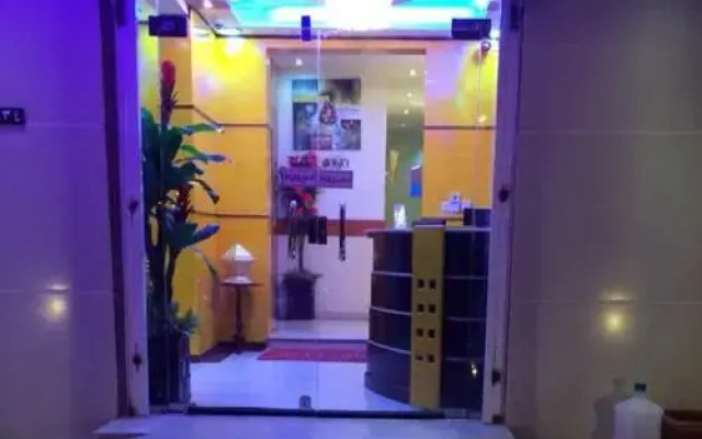Jaww Altamayoz Suites