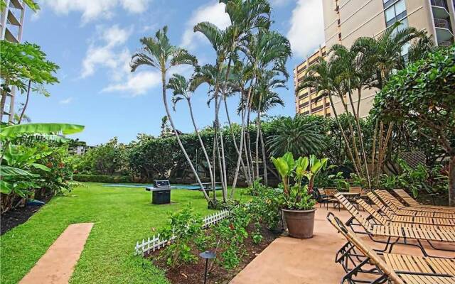 Royal Kahana 617 by RedAwning