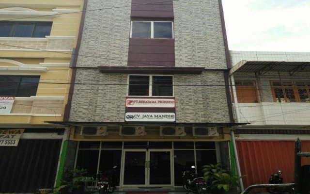 Cozy Stay Studio At Vida View Makassar Apartment