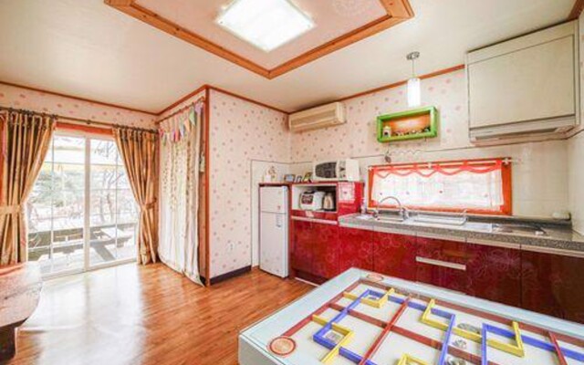 Ganghwadosook Sook Pension