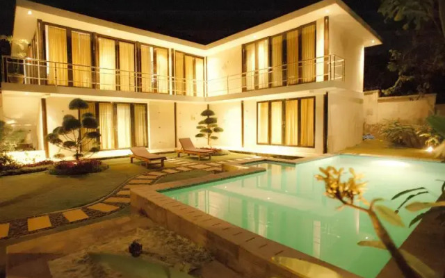 Bali White Villa