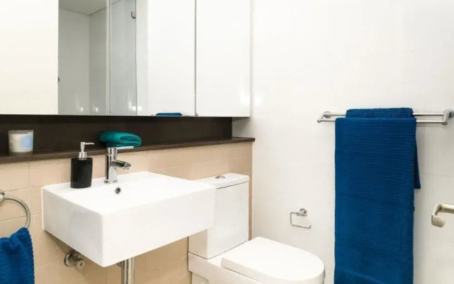 Spacious Apartment Close to Chatswood