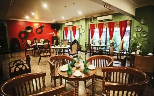 Hotel Budi