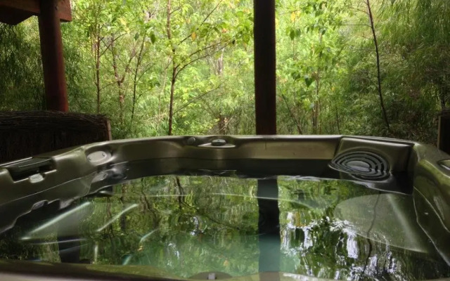 Mudstone Spa Retreat