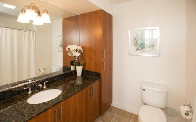 B117 Bare Feet Retreat