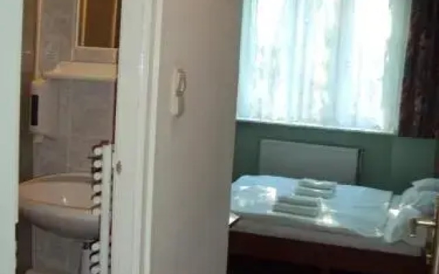 Füzi Panzió
