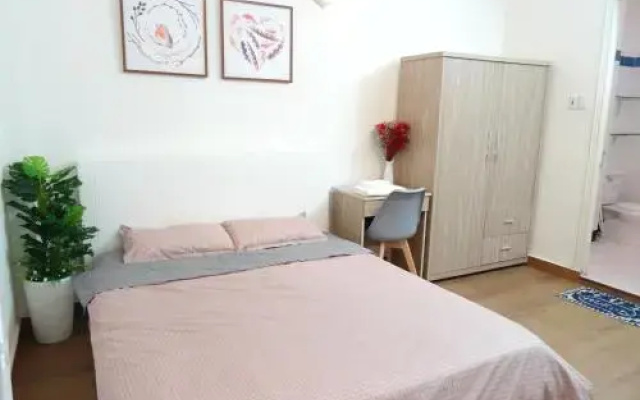 Sakura House