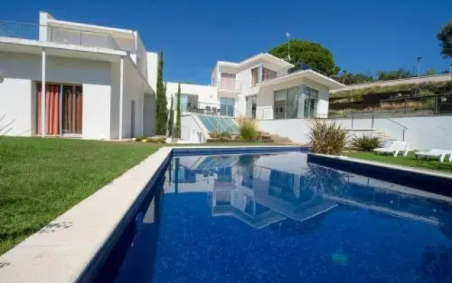 Villa Extravagance