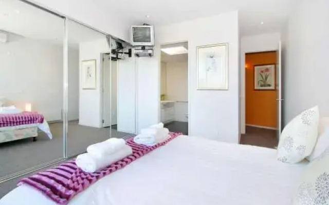 Penthouse St Kilda Style