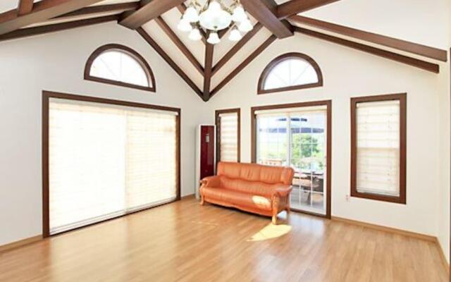 Ganghwa Hyangwon Pension