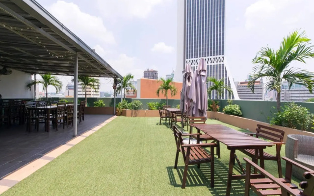 OYO Premium Pudu Junction