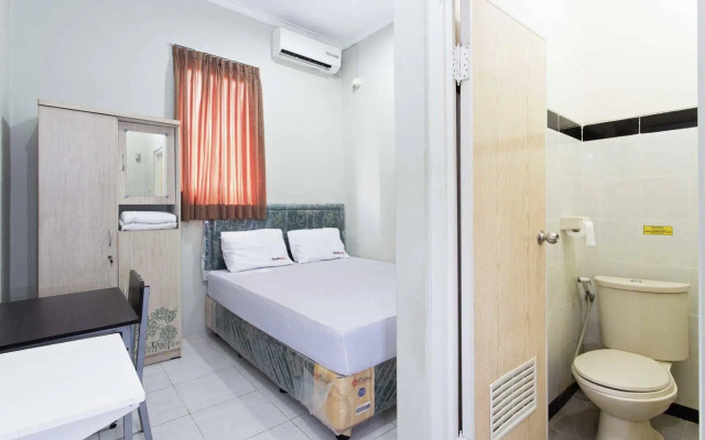 RedDoorz @ Pinang Tangerang