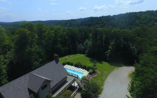 Fireside Lodge - Hocking Hills