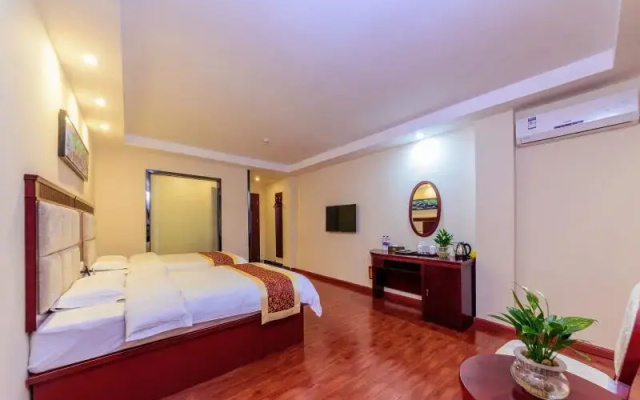 Ren He Hong Yun Hotel