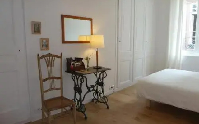Une Chambre Dans L'atelier De R