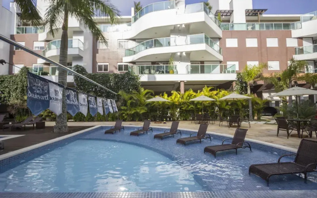 Fabulosa Cobertura com Jacuzzi - Condomínio com Piscina - Boulevard Bombinhas